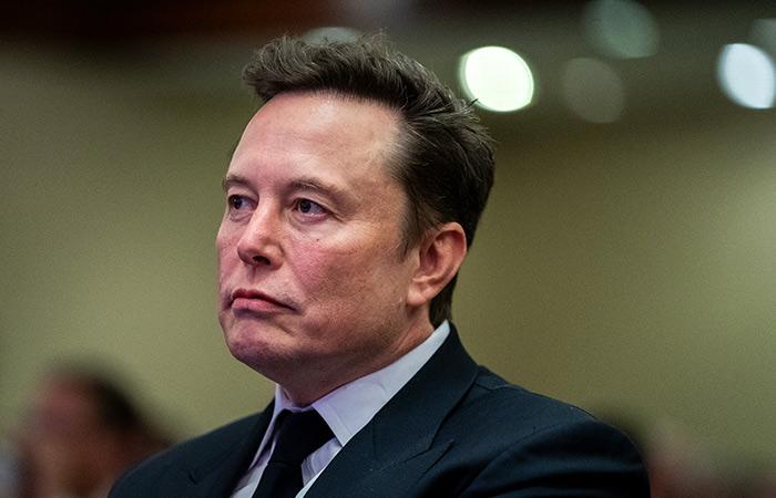 Kokia tragedija! Elonas Muskas vėl „tik“ milijardierius.

„SpaceX“ ir „Tesla“ įk...