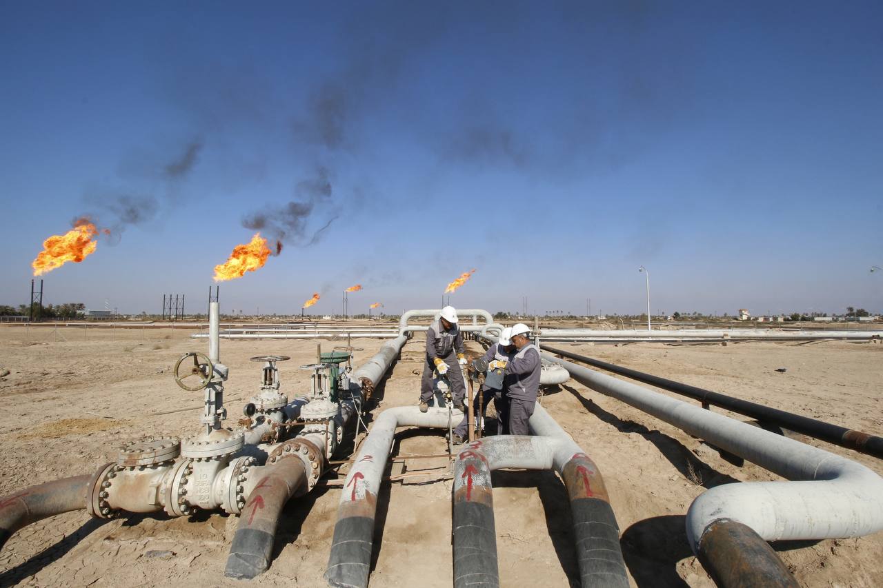 Irakas svarsto galimybę pasitraukti iš OPEC dėl naftos gavybos kvotų.

Irakas įs...