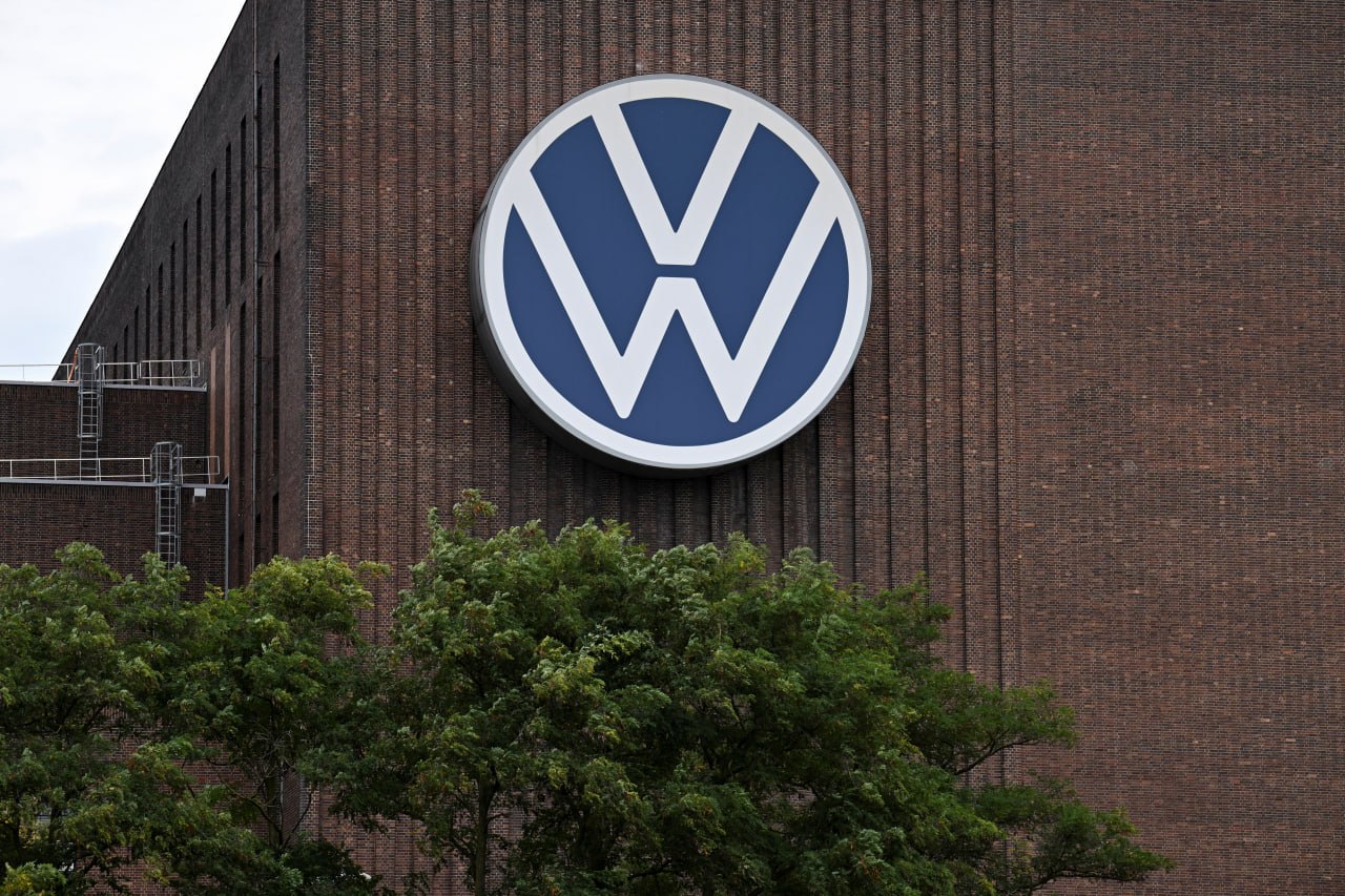 Volkswagen svarsto galimybę sumažinti 100 000 darbo vietų ir uždaryti gamyklas,...