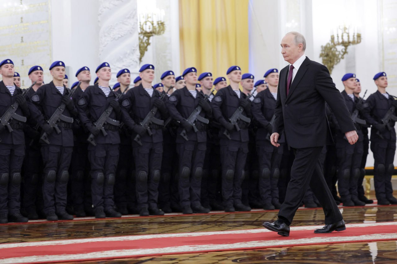 Rusijos vanagai reikalauja, kad Putinas eskaluotų karą po Ukrainos smūgių Maskva...
