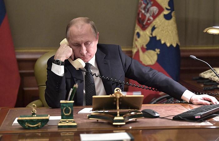 Rusijoje norima registruoti visus telefonus

Putinas pasirašė dekretą dėl vienin...