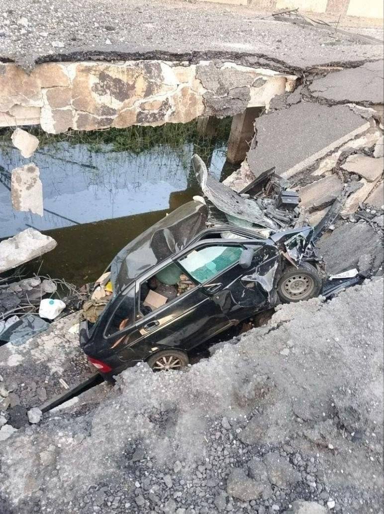 Panašu, kad tiltas kelyje R-280 – sausumos koridoriuje į okupuotą Krymą – nuspre...