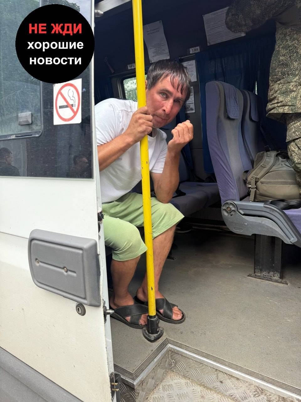 „Mano broliui visiškai trūksta kairės akies, o dešine mato miglotai. Visas proce...