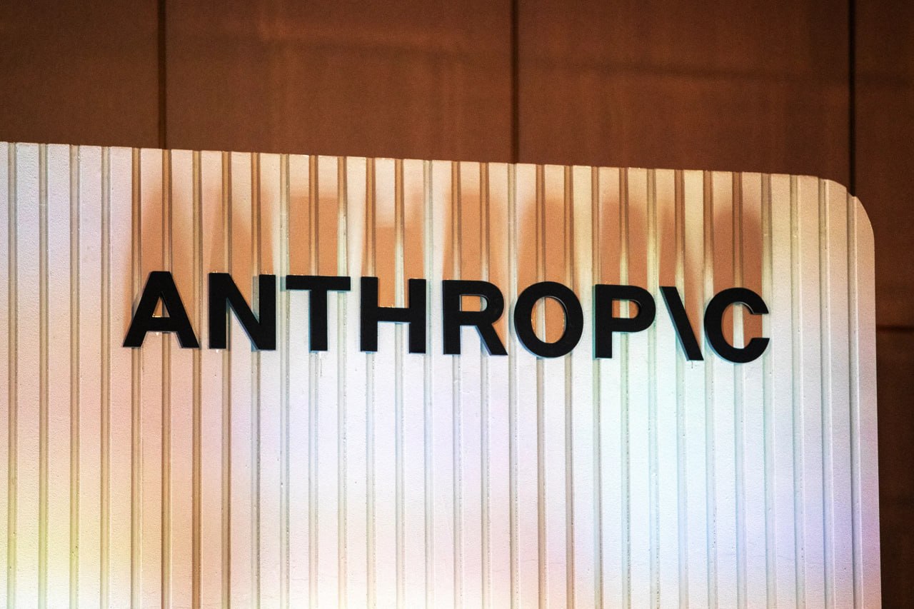 Anthropic uždarys spragas, leidžiančias Kinijos technologijų milžinams pasiekti...