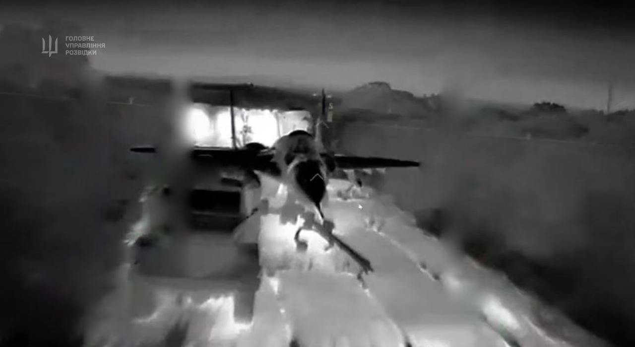 Rusijos MiG-29 Kryme, Belbeko aerodrome, sunaikintas drono smūgiu.
Taip pat sun...