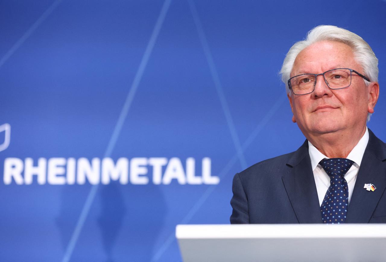 'Kviessime amerikiečius': kaip Vokietijos Merkel atmetė 'Rheinmetall'

'Rheinmet...