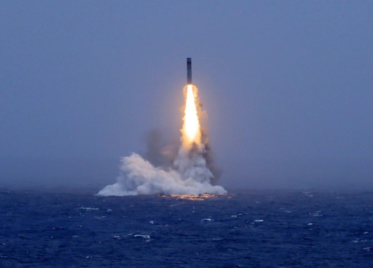 📸 Kinijos SLBM (iš povandeninio laivo paleidžiamos balistinės raketos) bandymas...