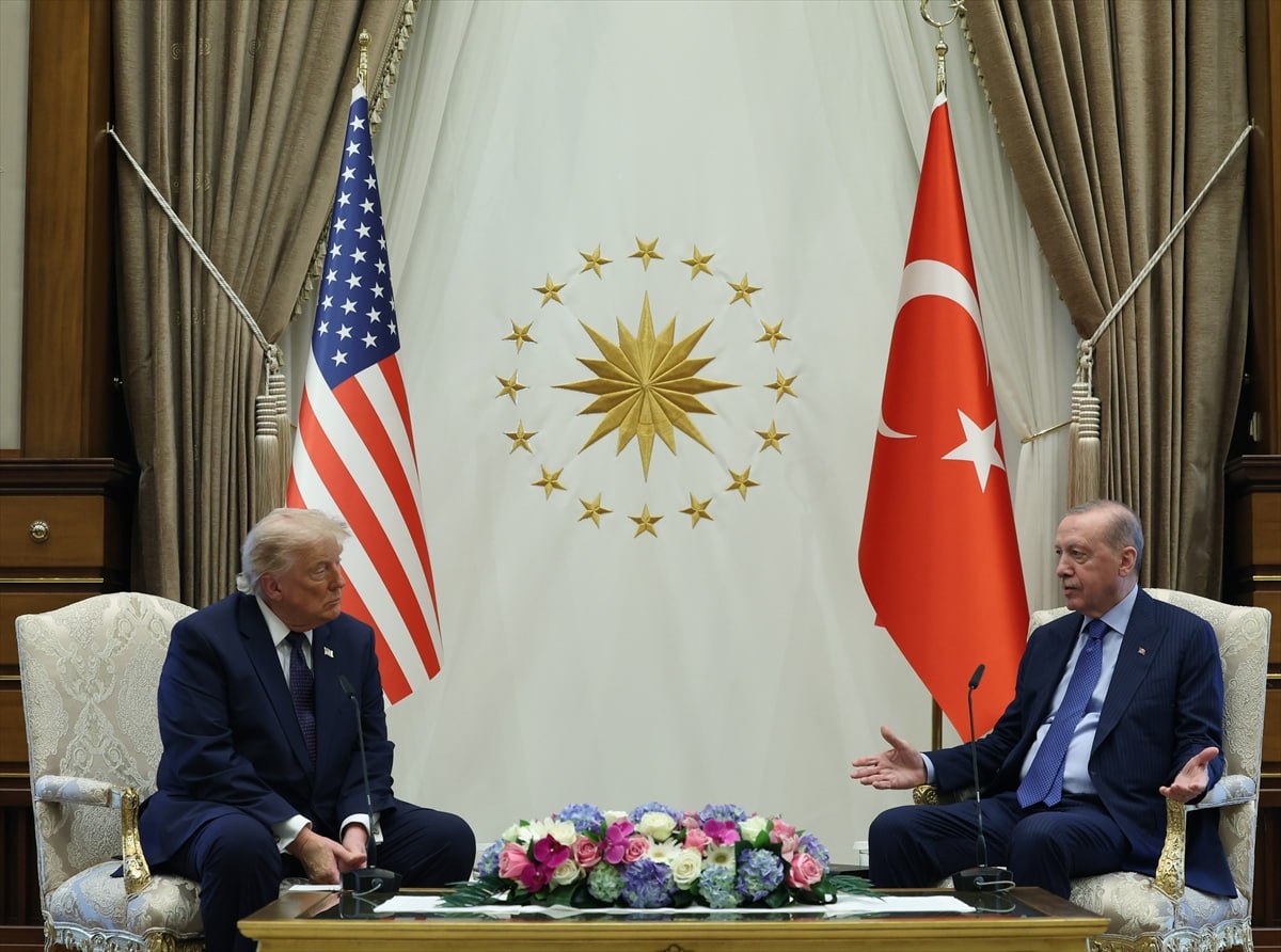 Trumpas pažada panaikinti gynybos sankcijas Turkijai, nori atnaujinti F-35 progr...