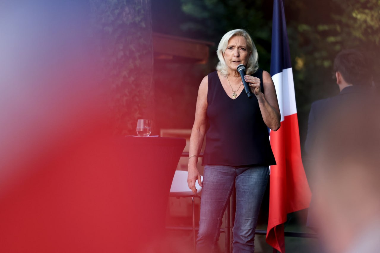 Prancūzijos apeliacinis teismas sumažino Marine Le Pen draudimą eiti viešąsias p...