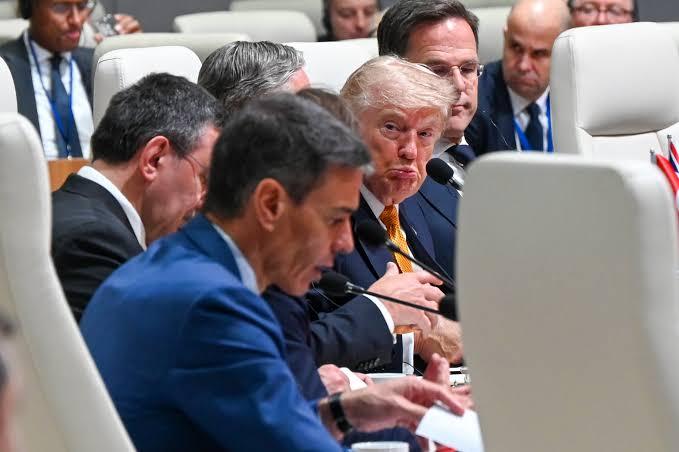 Trumpas prašo pateikti Ispanijos prekių sąrašą galimam embargui.