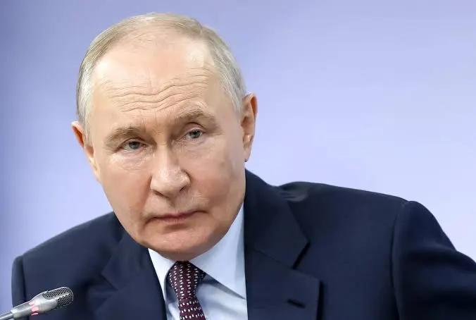 ❗️ Smūgiai naftos perdirbimo gamykloms įsiutino Putiną ir tik sustiprino jo ryžt...