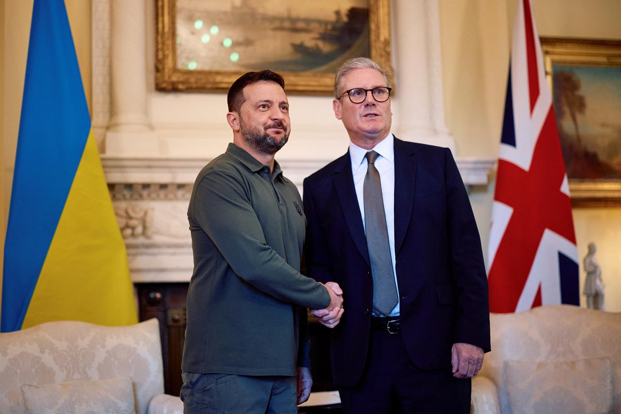 ES leis Ukrainai įsigyti britiškų ginklų už 69 milijardų dolerių paskolą.

ES le...