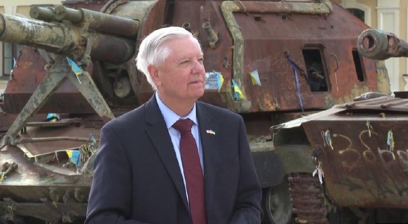 JAV senatoriaus Grahamo mirtį susiejo su Rusija
Amerikiečių dešiniųjų aktyvistė...