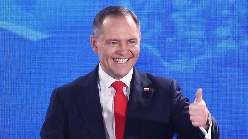 🚨 Tyrėjai atvyko pas Lenkijos prezidentą.
Karolis Nawrockis buvo apklaustas by...