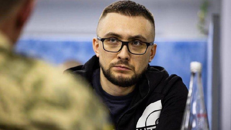 🚨 Serhijus Sternenka paliko Ukrainos gynybos ministro patarėjo postą.

Savanori...