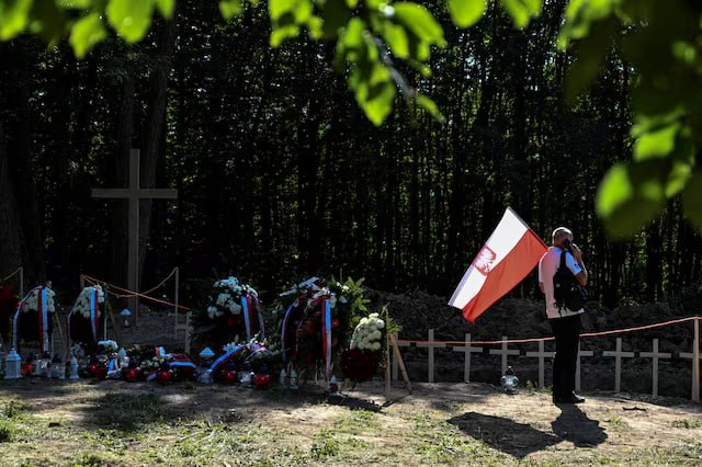 Lenkija pateikė kaltinimus 18-mečiui ukrainiečiui dėl Lenkijos Antrojo pasaulini...