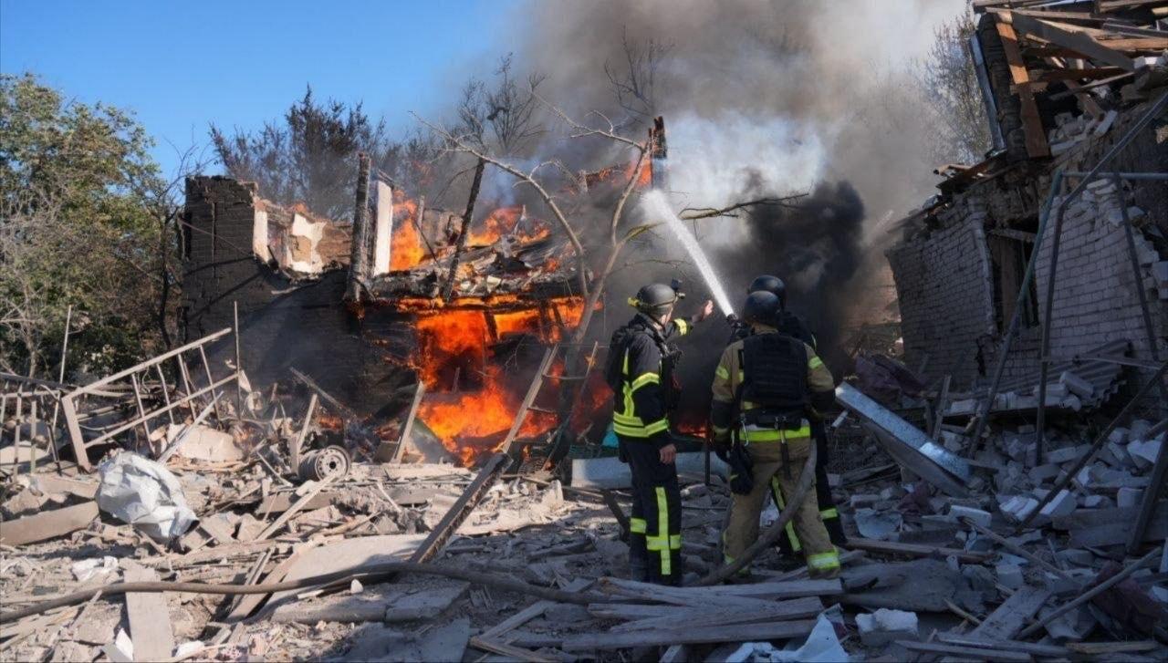 Rusai atakavo Zaporožę. Yra žuvusiųjų.

Per ataką žuvo mažiausiai trys žmonės....