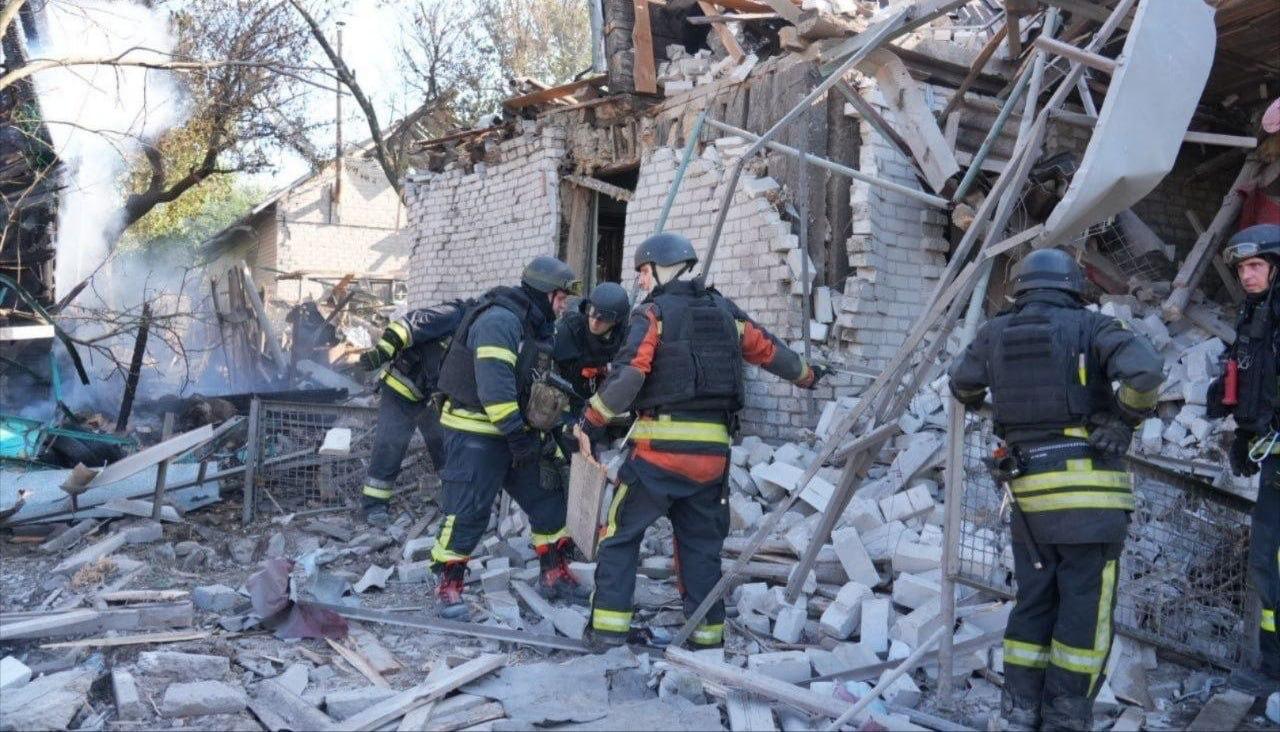 Rusai atakavo Zaporožę. Yra žuvusiųjų.

Per ataką žuvo mažiausiai trys žmonės....