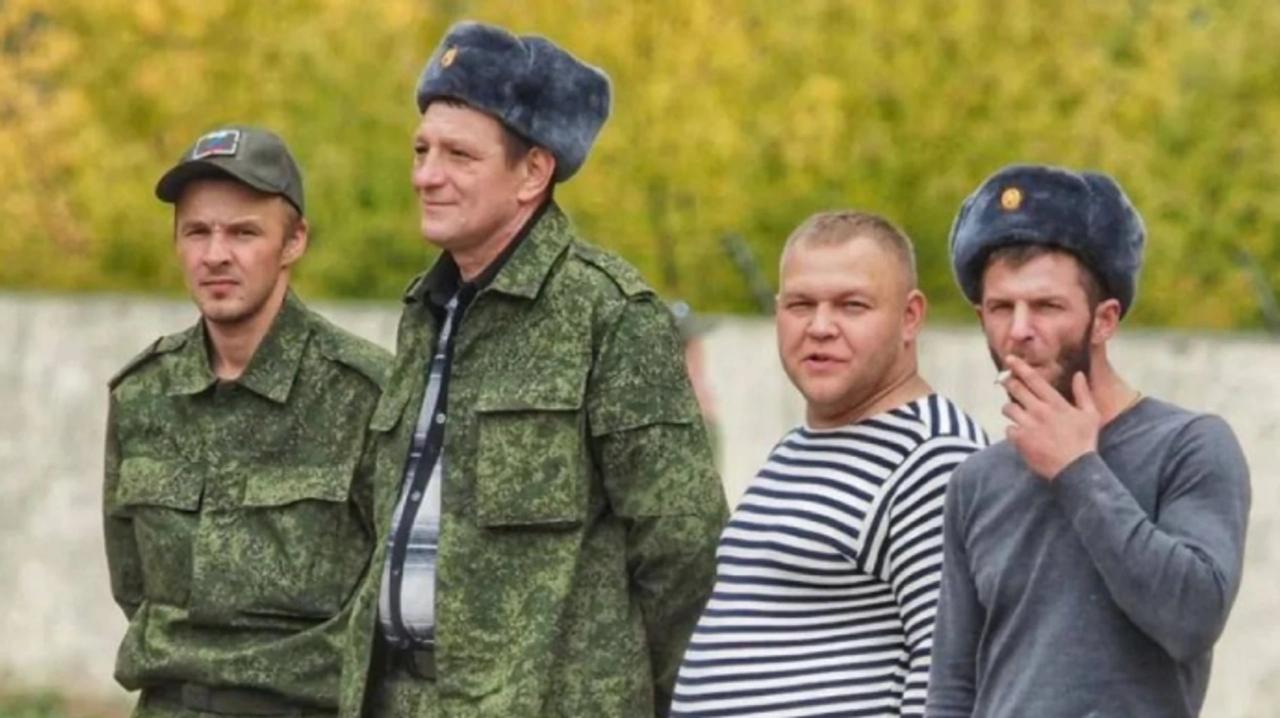 Rusijos okupantai gyvena trumpiau nei musės

CŽV vadovas Johnas Ratcliffe'as par...