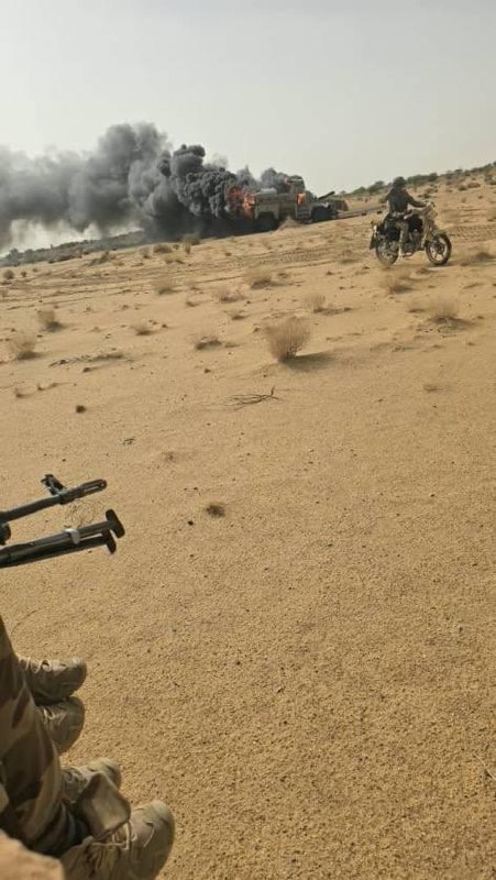 Rusijos „Afrikos korpusas“ pateko į tuaregų pasalą Malyje.
Samdinius ir Malio c...
