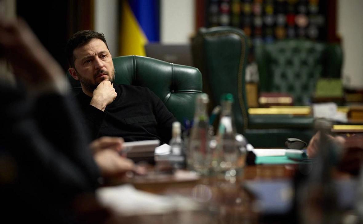 Zelenskis ieško pamainos Syrskiui: pagrindiniu kandidatu įvardijamas Mychailo Dr...
