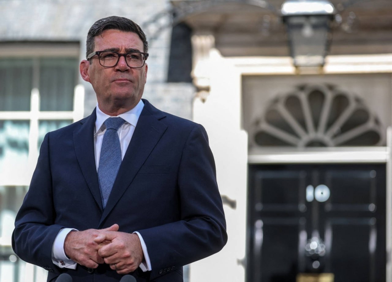 Andy Burnhamas patvirtino, kad JAV toliau naudos Didžiosios Britanijos karines b...
