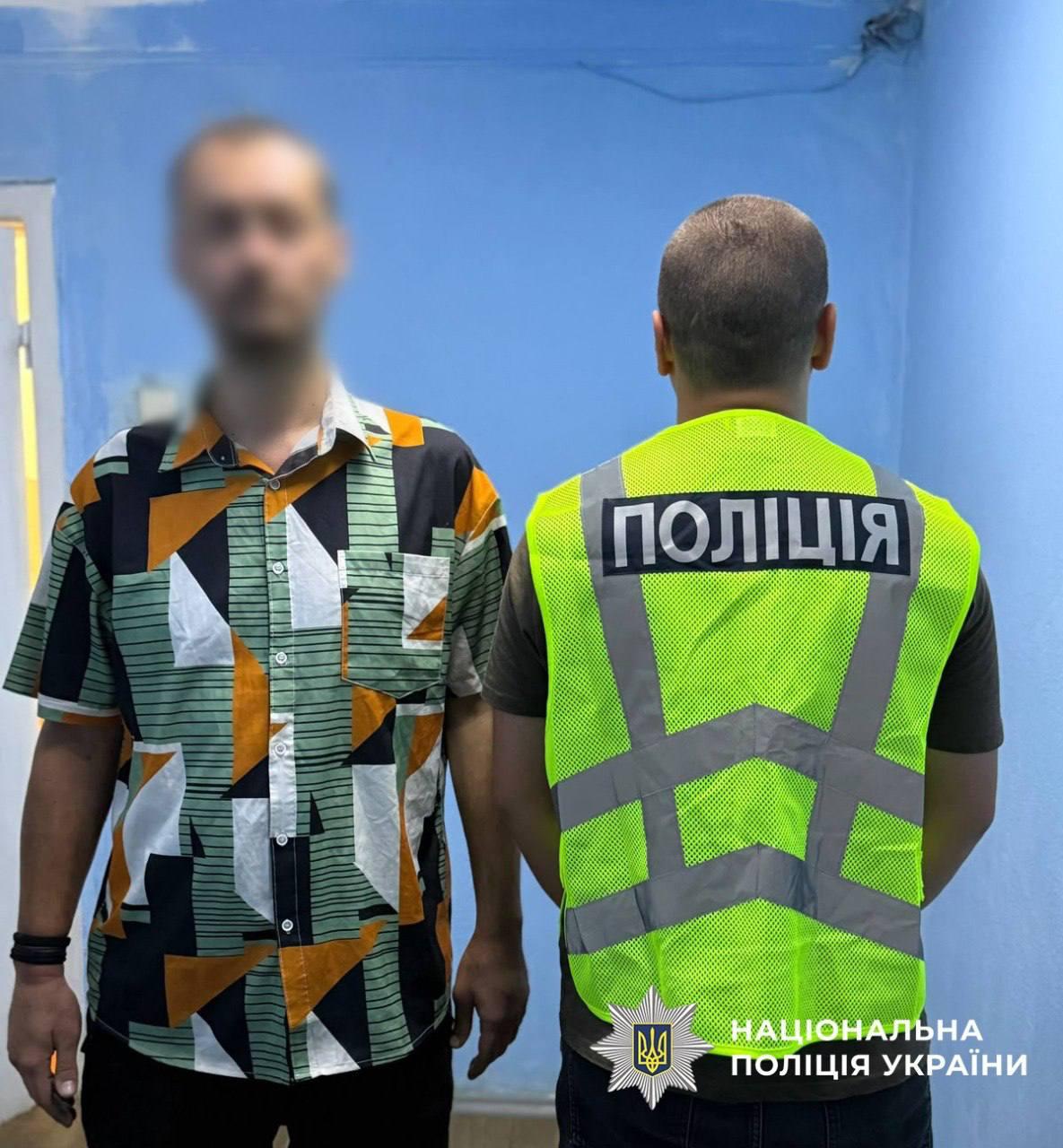 Kyjive vyras sudegino savo psichologo automobilį, nes buvo nepatenkintas jo darb...